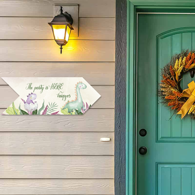 Ξύλινη Πινακίδα Baby Dino με όνομα βελάκι/40cm*15cm