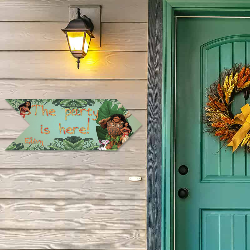 Ξύλινη Πινακίδα Moana με όνομα βελάκι/40cm*15cm