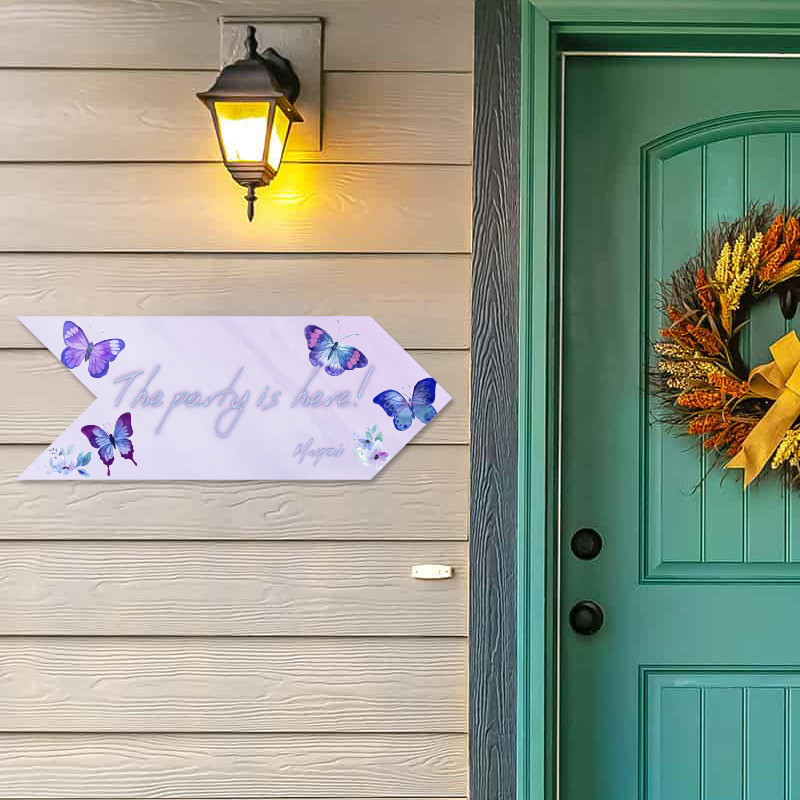 Ξύλινη Πινακίδα Πεταλούδες με όνομα βελάκι/40cm*15cm