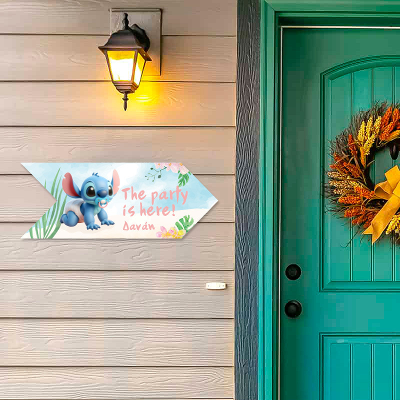 Ξύλινη Πινακίδα Baby Stitch με όνομα βελάκι/40cm*15cm