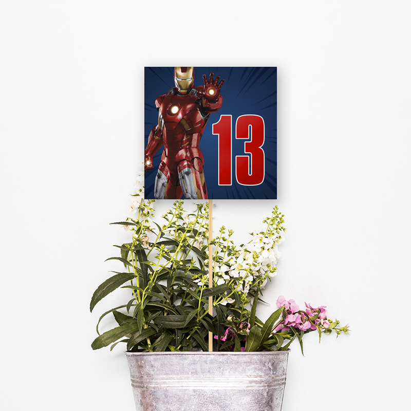 Αρίθμηση τραπεζιού Avengers τετράγωνο