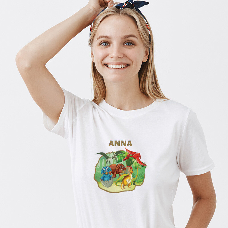 Γυναικείο T-shirt Δεινόσαυροι για την Μαμά με όνομα
