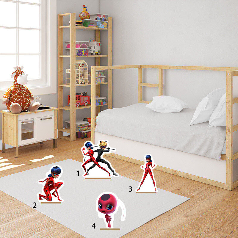 Διακοσμητική φιγούρα Miraculous LadyBug 20cm Ξύλινη με βάση/1 τμχ